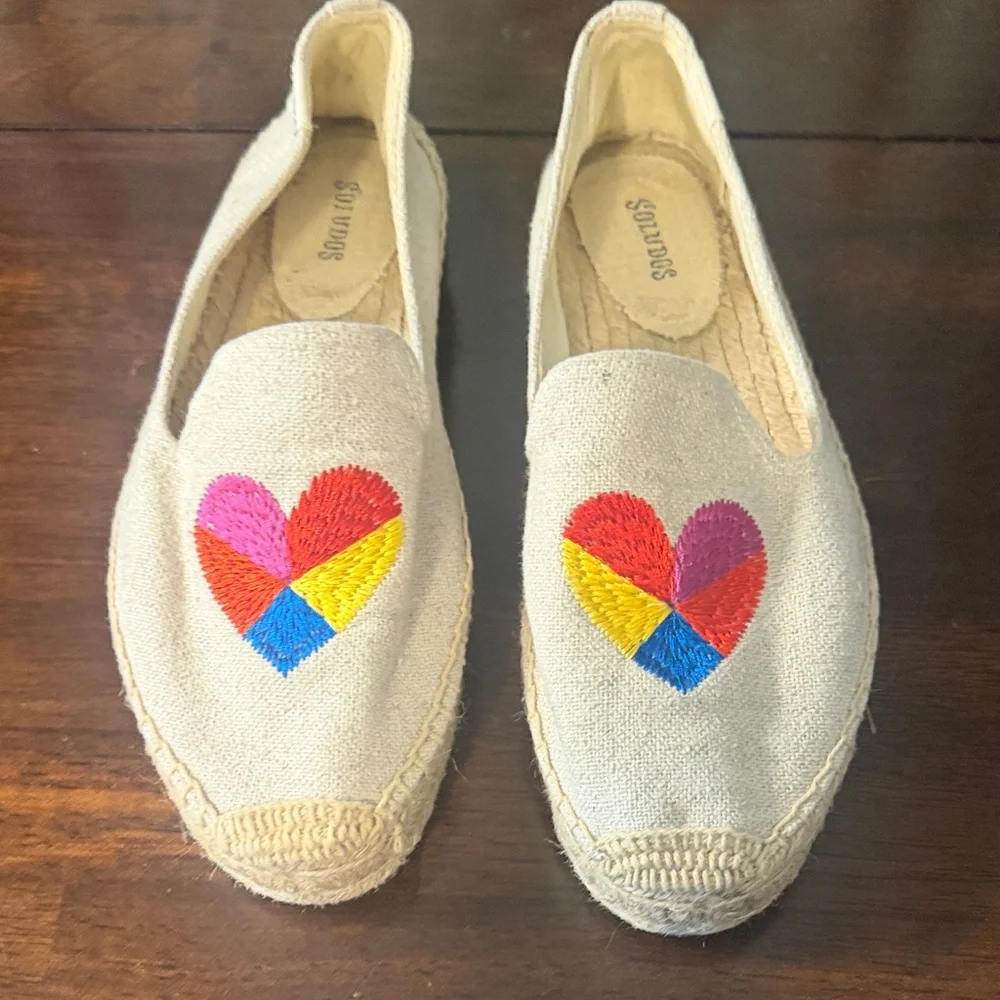 Soludos Beige Espadrilles with Multicolor Heart Embroidery